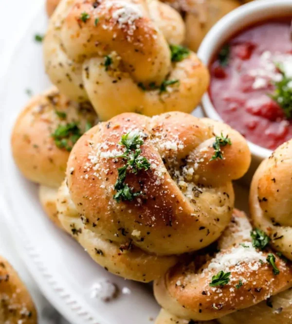 Garlic Knots (4)