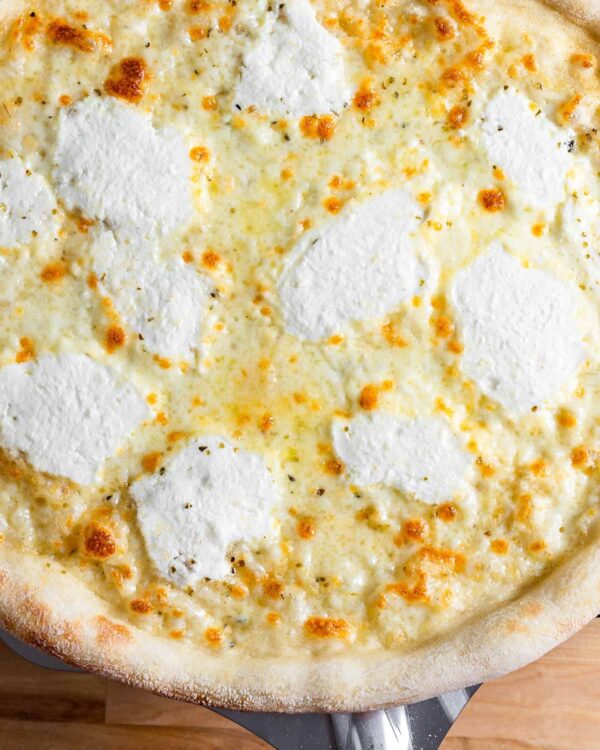 White Pie (Large Pie)
